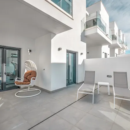 Vila Deluxe House With Roof Terrace And Pool Nerja