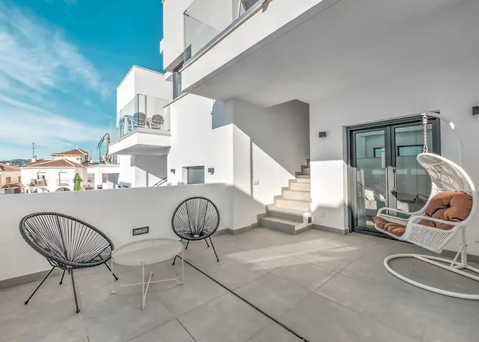 Vila Deluxe House With Roof Terrace And Pool