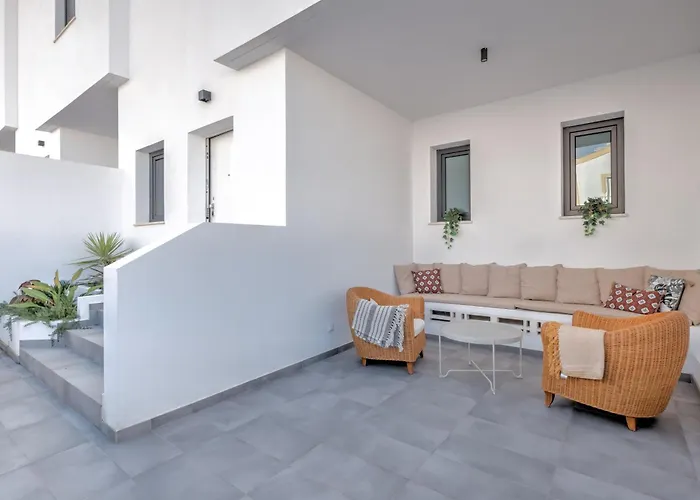 Vila Deluxe House With Roof Terrace And Pool Nerja